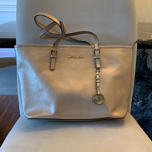 MICHAEL Michael Kors Bags Michael Kors Gold Tote Pocketbook Poshmark